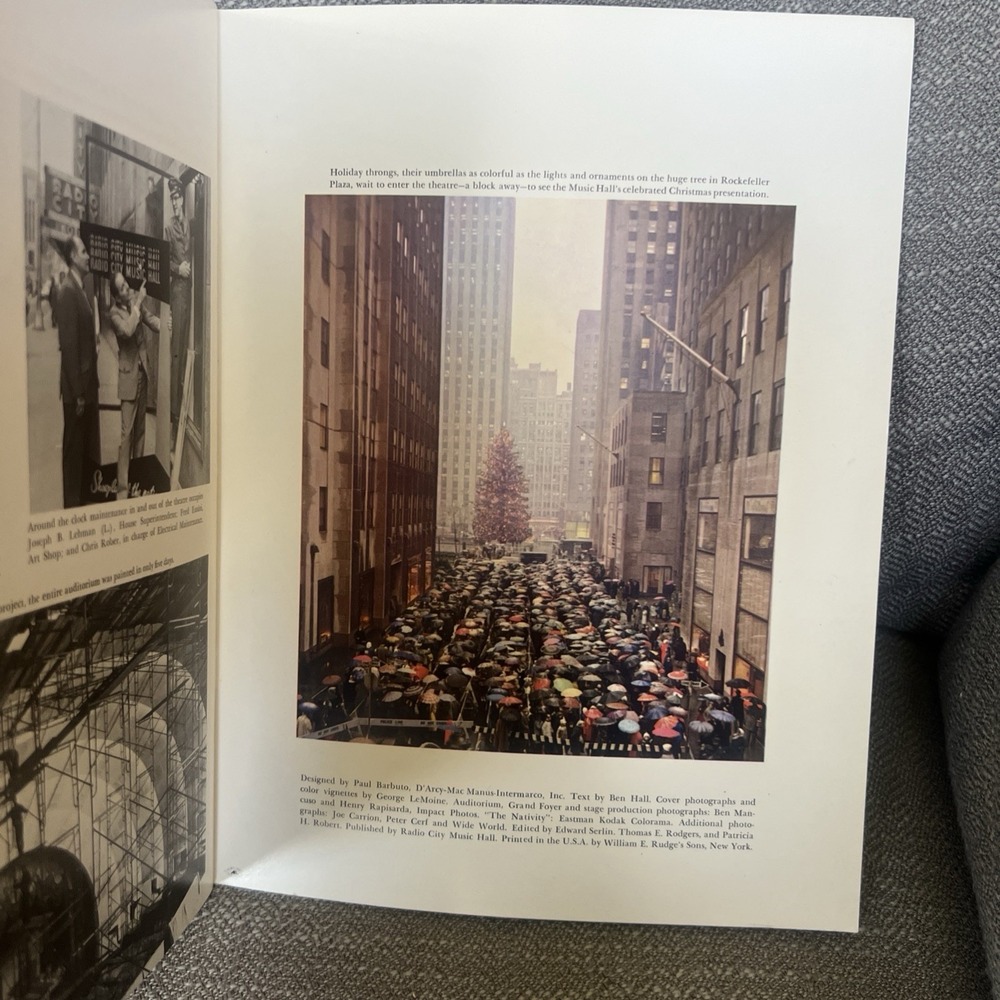 VINTAGE PROGRAM RADIO CITY MUSIC HALL ROCKAFELLER CENTER - Picture 5 of 5